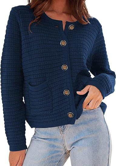 Damen Strickjacke mit dekorativen Knöpfen und praktischen Taschen R&B