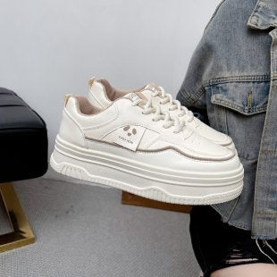 Damen Modische Plateau-Sneaker mit dekorativen Akzenten R&B