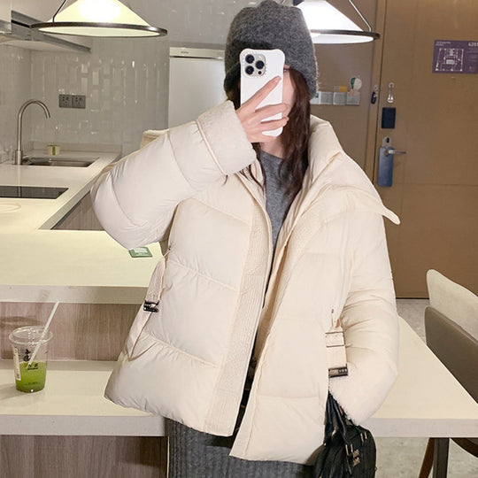 Damen Stylische und warme Pufferjacke mit hohem Kragen und praktischen Taschen R&B