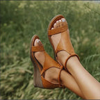 Damen Wedge-Sandalen mit elegantem Riemendesign und anatomischer Fußbettung R&B