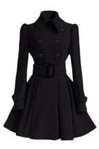 Damen moderner Trenchcoat mit tailliertem Schnitt und Doppelknöpfen R&B