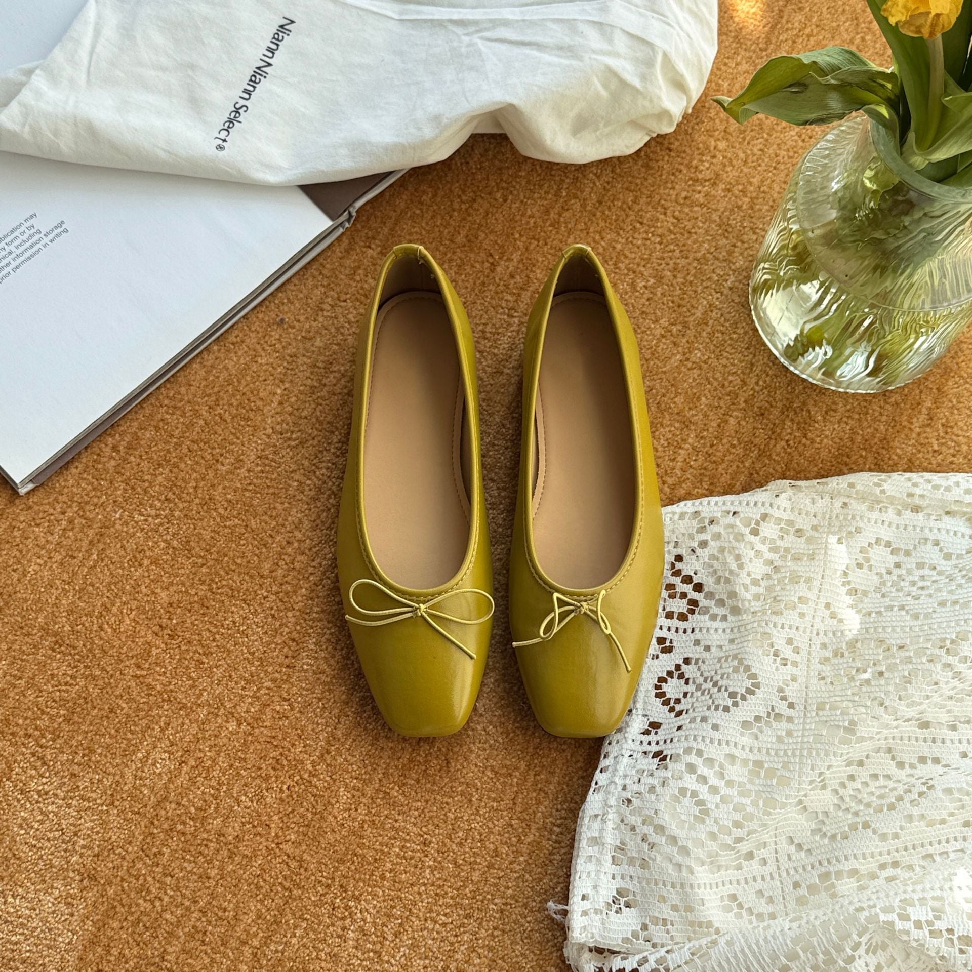Damen Elegante Mokassins mit dekorativem Schleifen-Detail und hochwertiger Lederoberfläche R&B