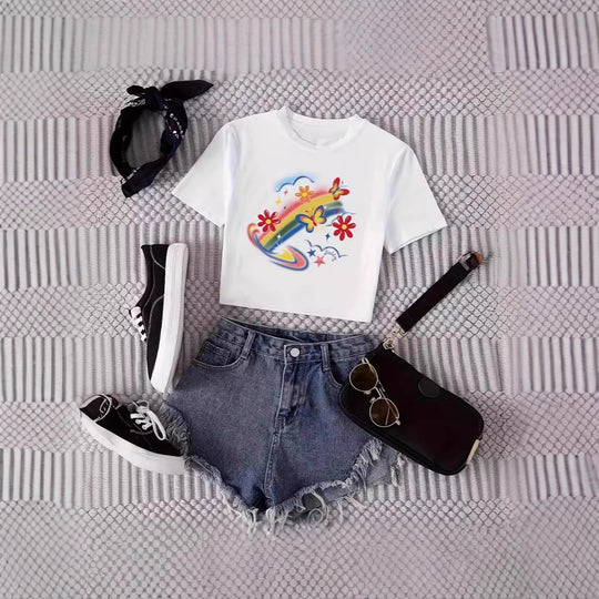 Damen Crop-T-Shirt im urbanen Grafikdesign R&B