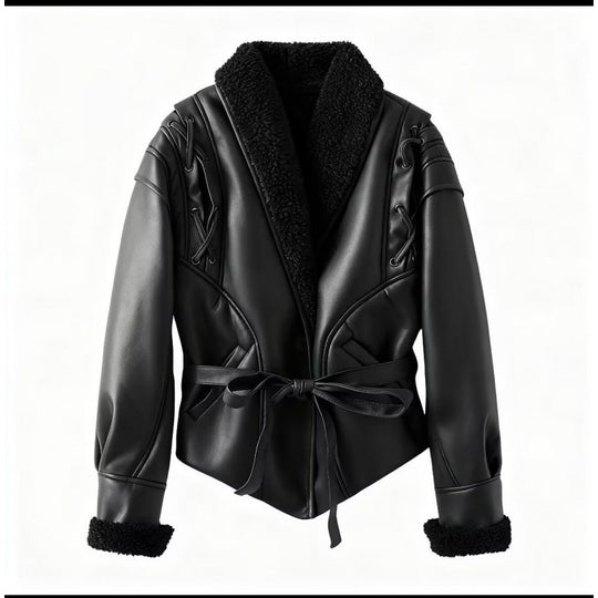Damen Kunstlederjacke mit warmem Teddyfutter und eleganten Schnürdetails R&B