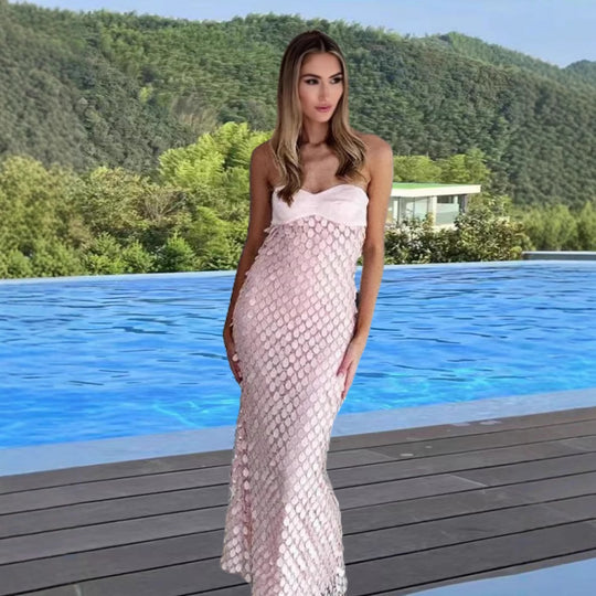 Damen Astronauten-Inspirierte Maxi-Kleid mit geometrischem Shimmerdetail R&B
