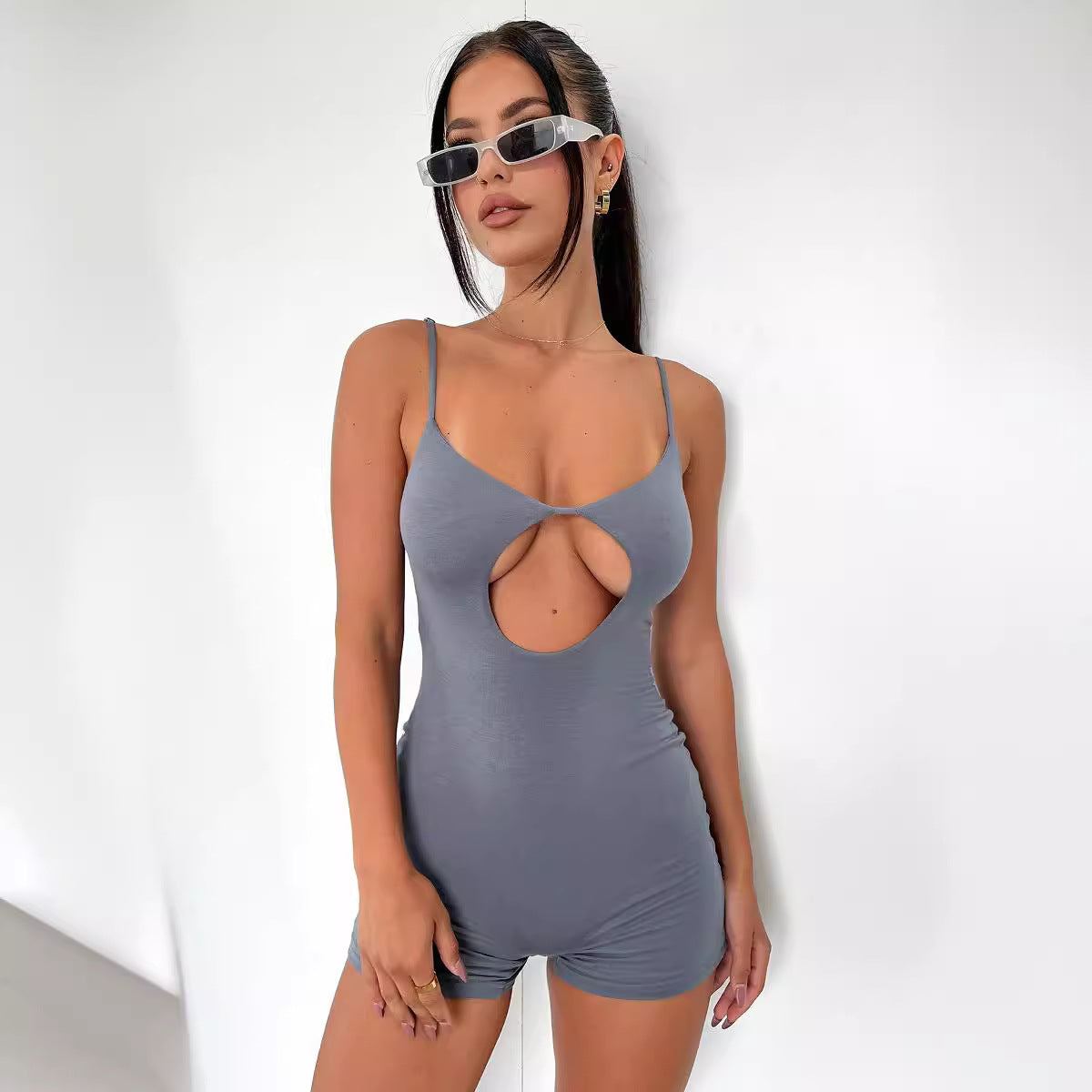 Damen figurbetonter Jumpsuit mit verführerischem Cut-Out und Spaghettiträgern R&B