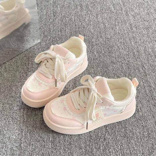 Damen Schnürsneaker mit verspieltem Design und dämpfender Sohle R&B