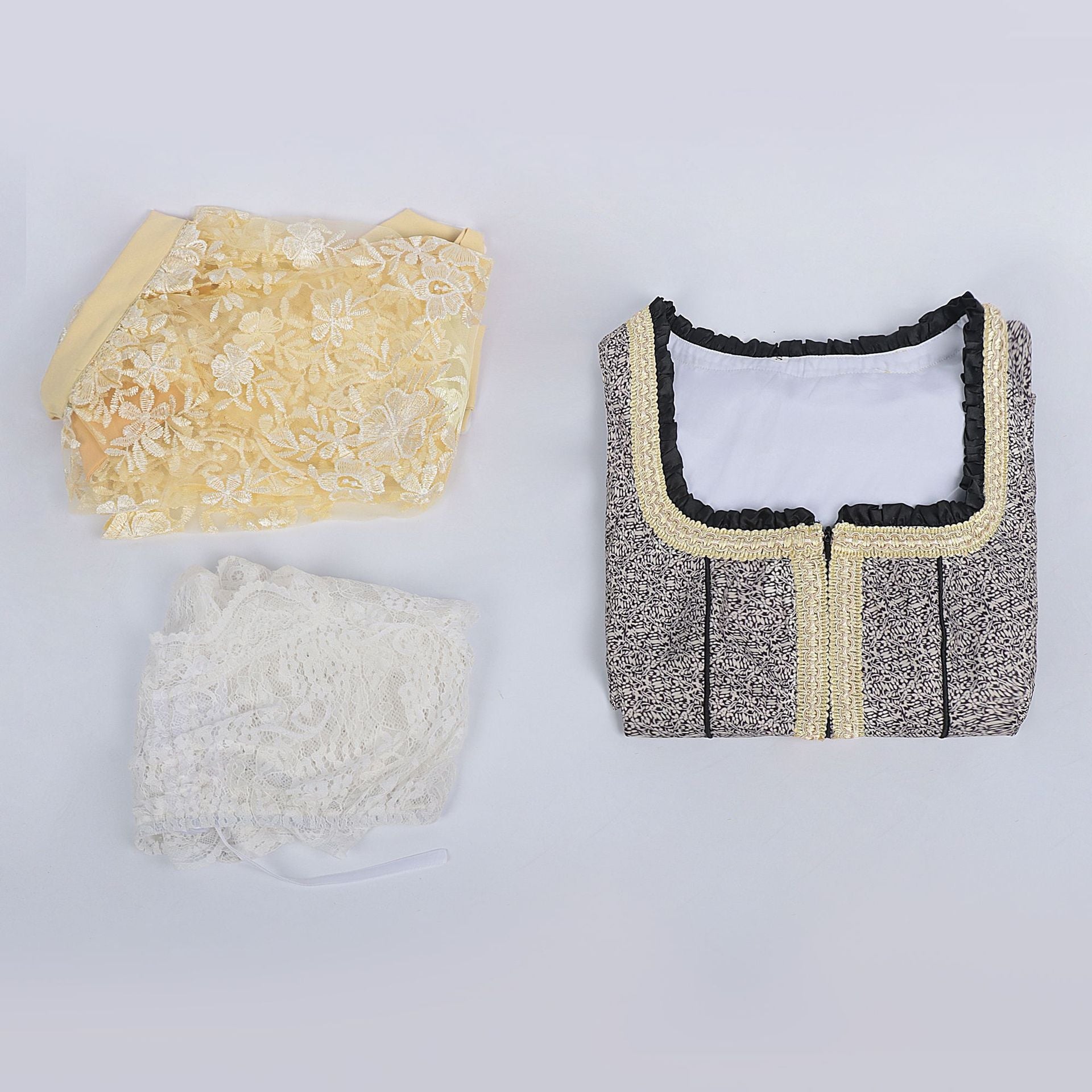 Damen nan Bouclé Top mit quadratischem Ausschnitt Goldborte und Rüschenkante R&B