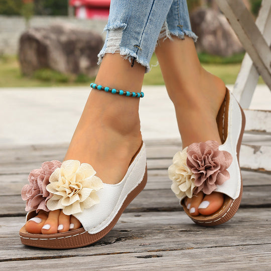 Damen Wedge-Pantoletten mit floralem Detail R&B