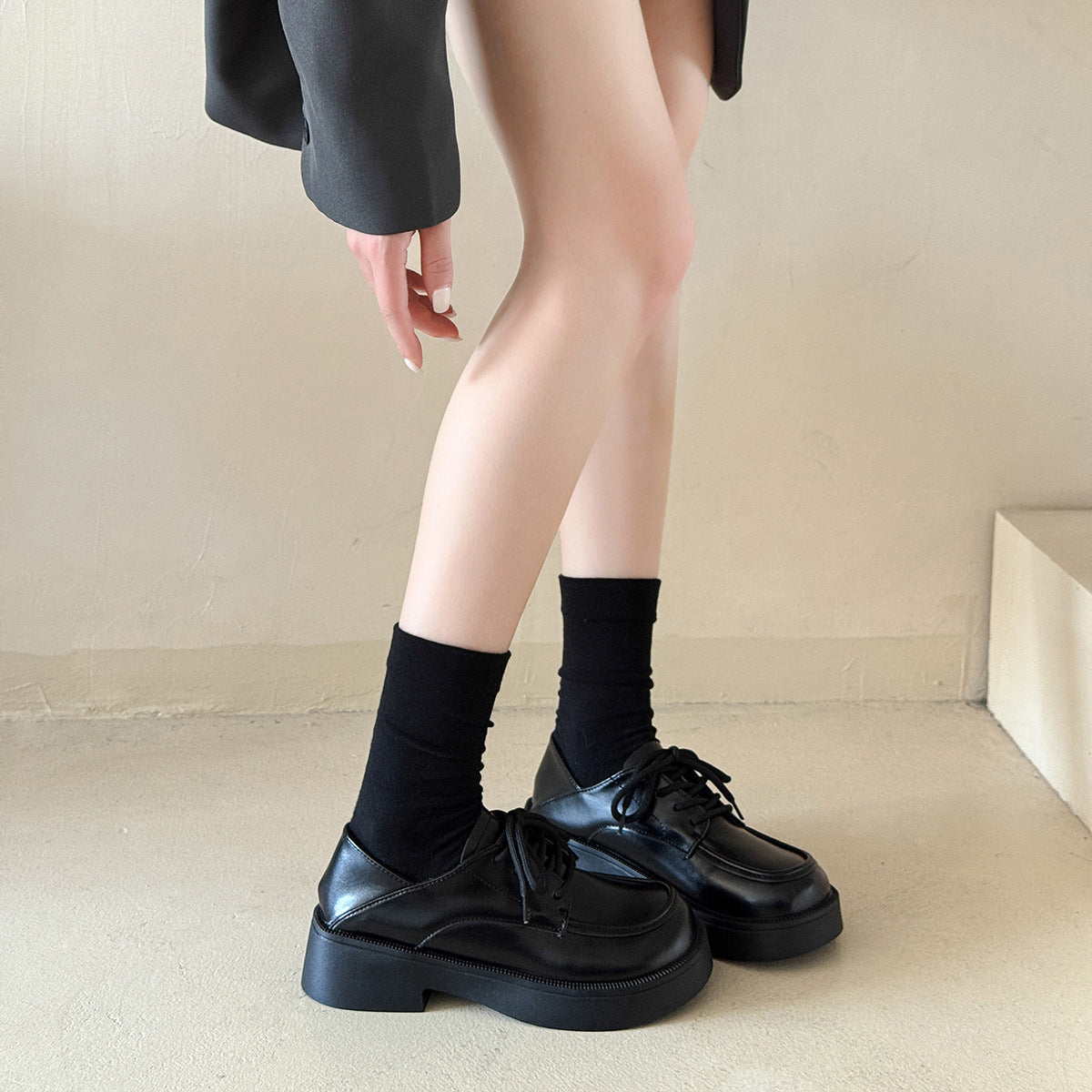 Damen Schnürschuhe mit glänzender Oberfläche und bequemer Sohle R&B