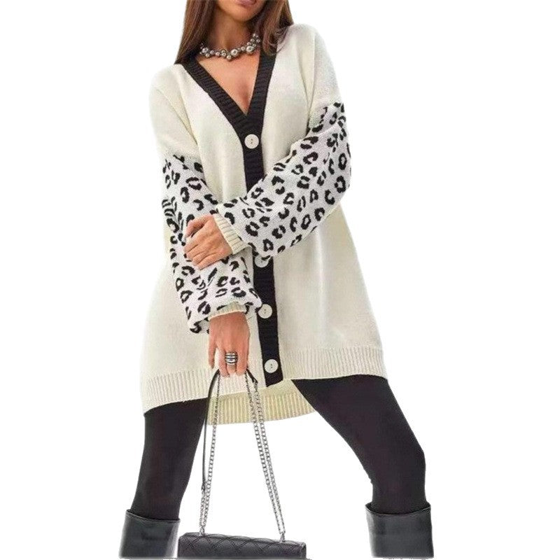 Damen Grobstrick Cardigan mit Leopardenmuster und Knopfdetaillierung R&B
