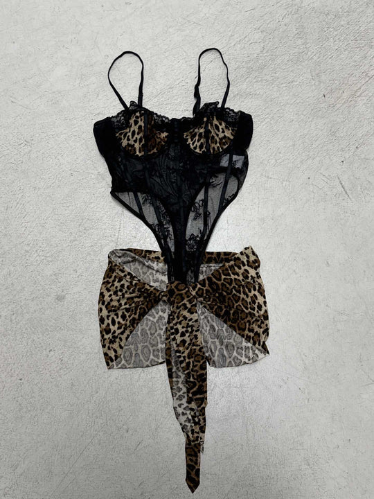 Damen Spitze Bodysuit mit animalischem Design und verführerischem Saum R&B