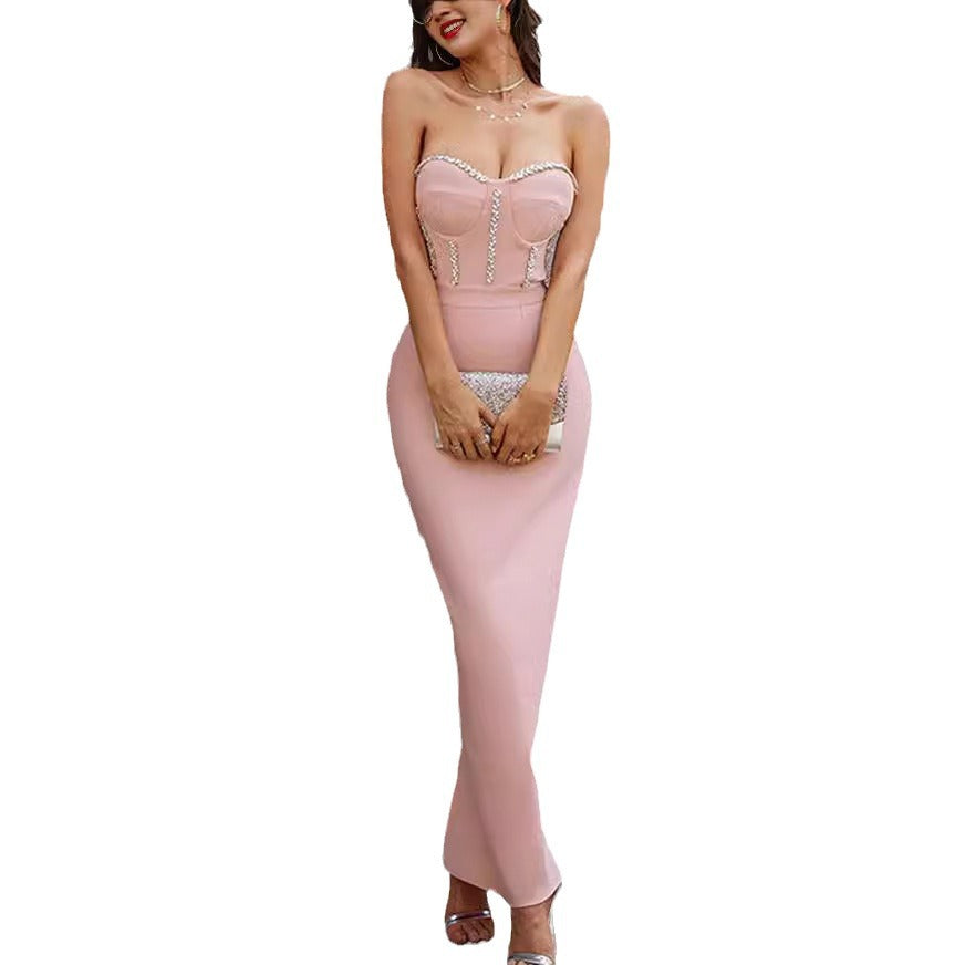 Damen Elegantes und figurbetontes Abendkleid mit Herz-Ausschnitt und Glitzerakzenten R&B