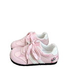 Damen Freizeitsneaker mit verspieltem Hello Kitty Design