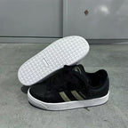 Damen Sportliche Sneakers mit klassischer Silhouette und elegantem Schnürdesign R&B