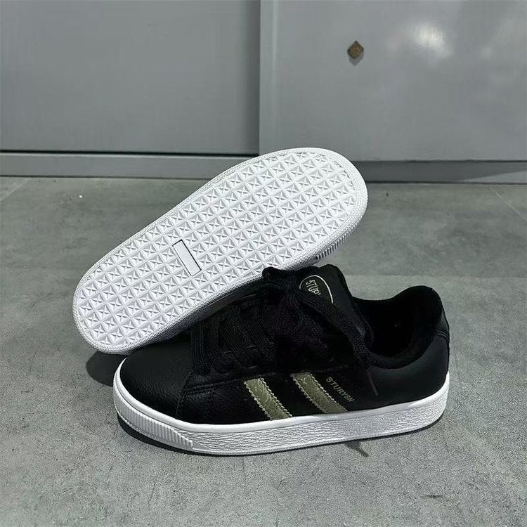 Damen Sportliche Sneakers mit klassischer Silhouette und elegantem Schnürdesign R&B
