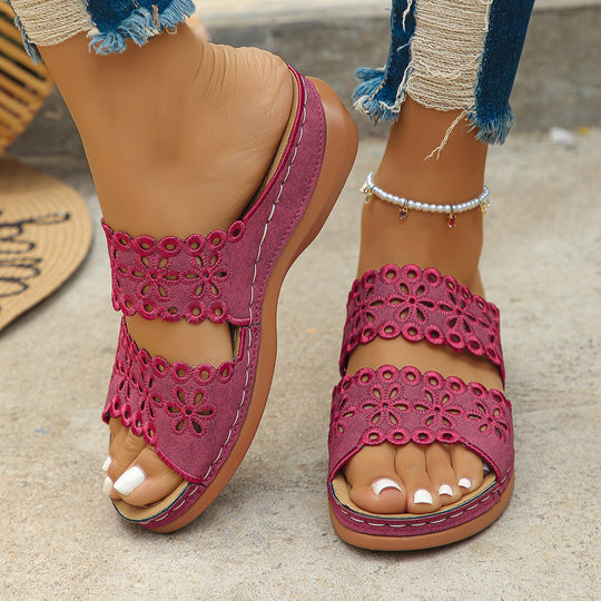 Damen Elegante und bequeme Clogs mit floralen Einsätzen und ergonomischem Fußbett R&B