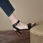 Damen elegante Sandalen mit breitem Riemen und markanter Schnalle R&B