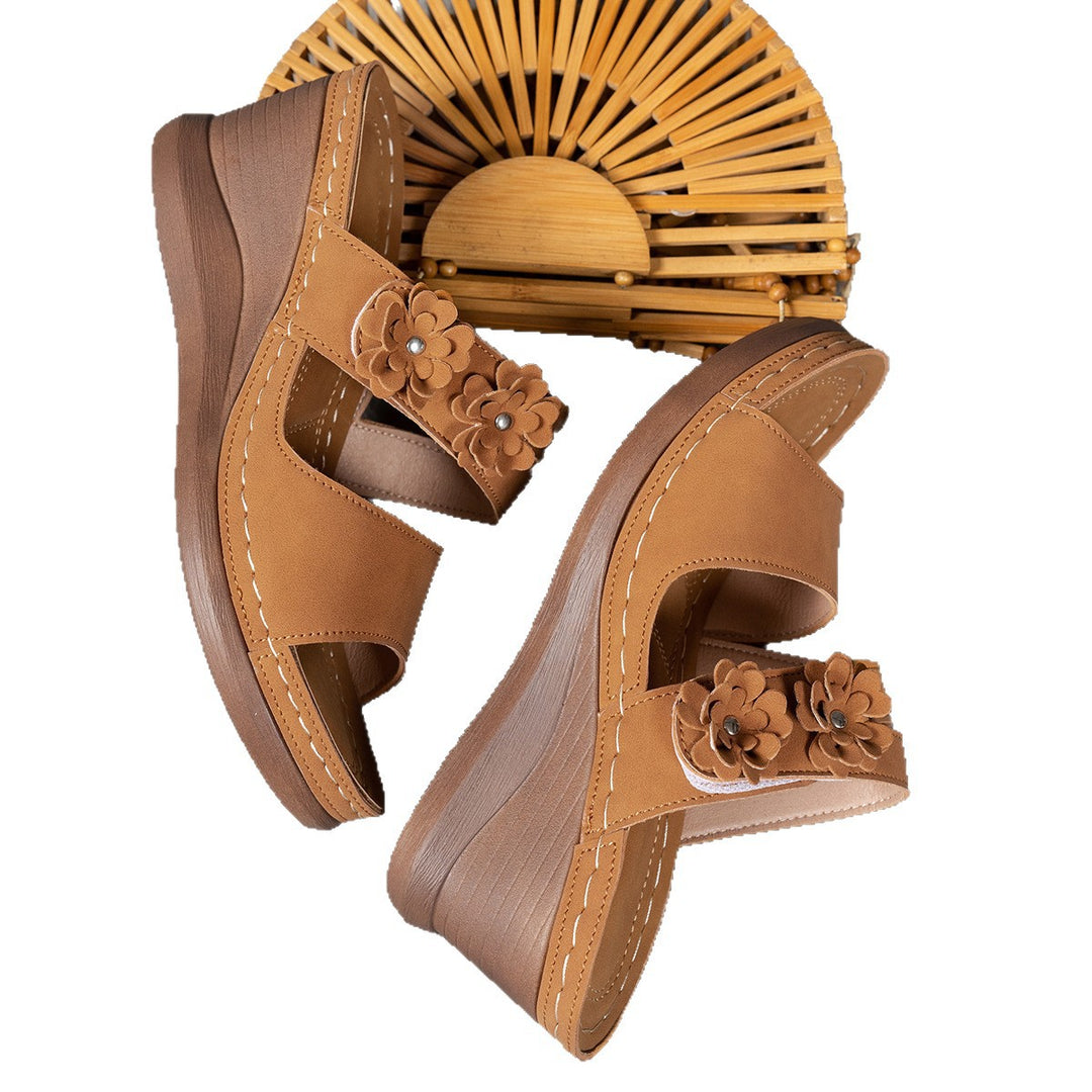 Damen Wedge-Sandalen mit floralem Dekor und elastischen Riemen R&B