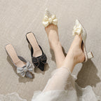 Damen elegante Mules mit besonderem Schmuckdetail