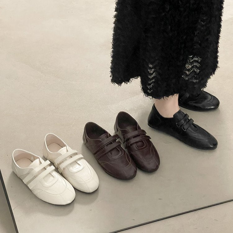 Damen Komfortable Slip-On Loafers mit dekorativen Riemchen und ergonomischer Sohle R&B