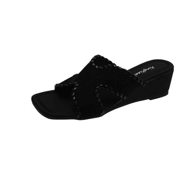 Damen Komfortable Mules mit modernen Steppdetails R&B
