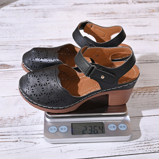 Damen Clogs mit floralen Perforationen und Komfort-Fersenriemen R&B