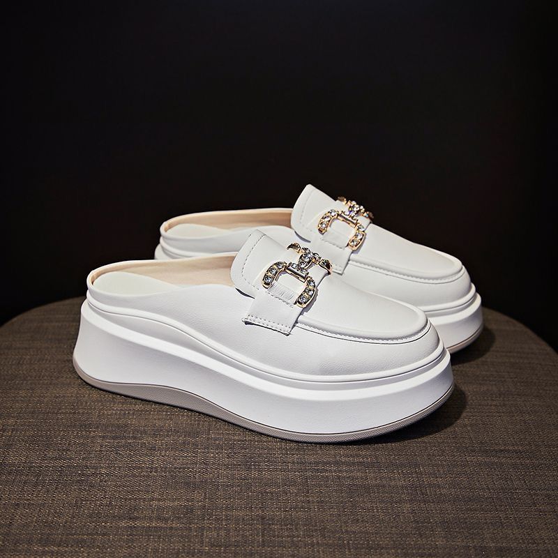 Damen elegante Plateau-Mules mit glänzenden Dekorelementen R&B