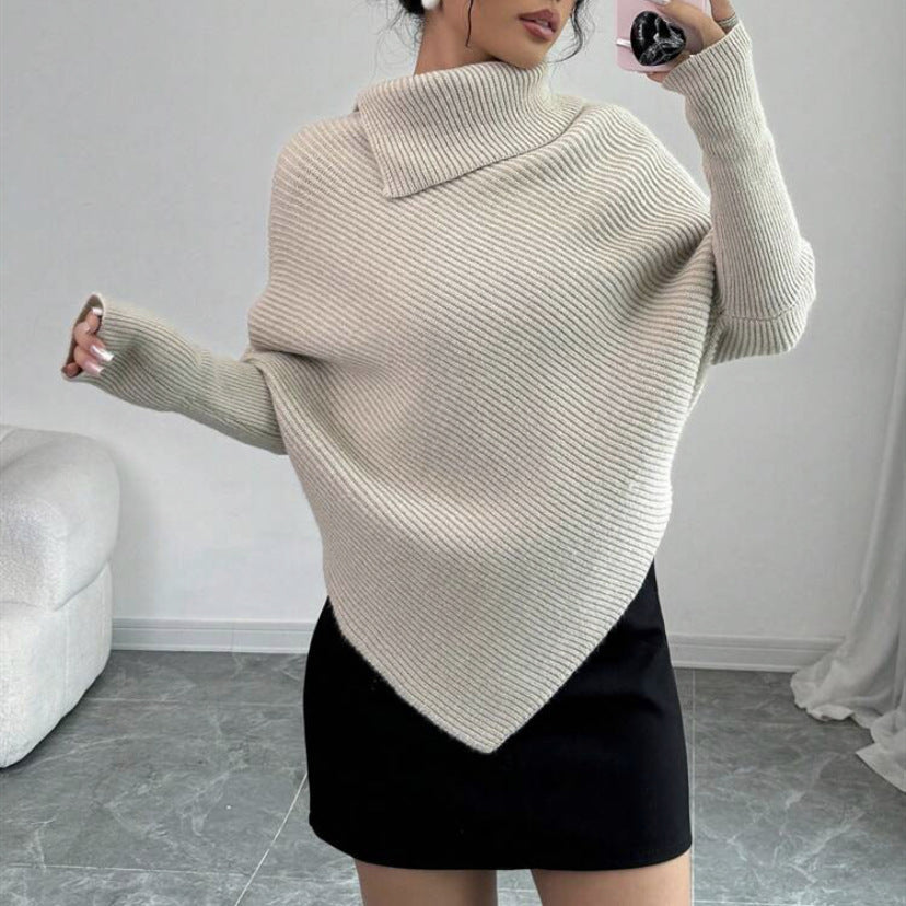Damen Oversized Strickpullover mit hohem Kragen und asymmetrischer Form