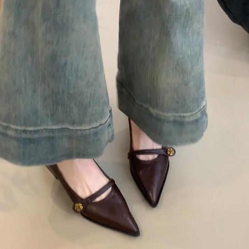 Damen Elegante Absatzschuhe mit feinem Riemendetail und modischem Blockabsatz R&B