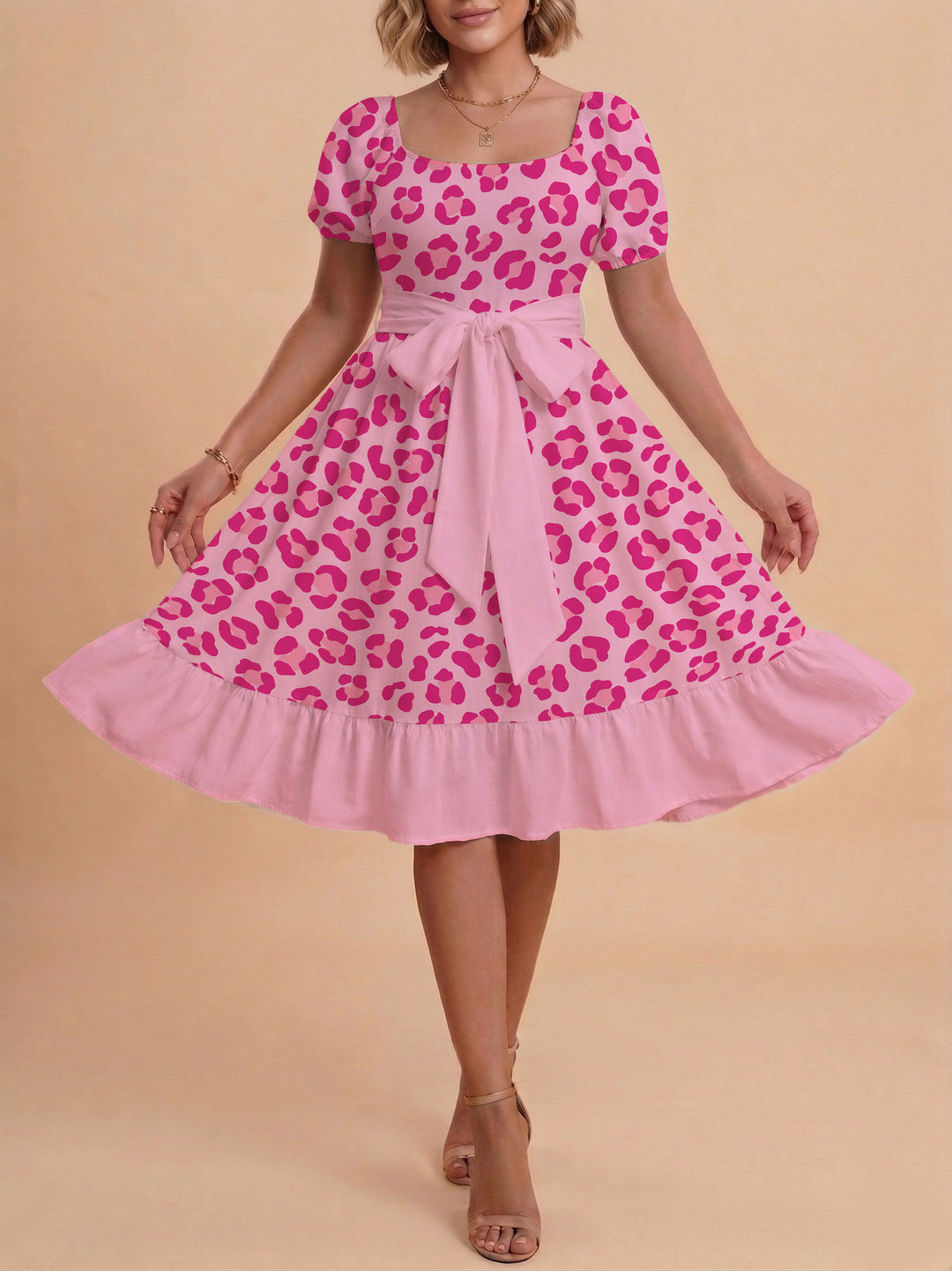 Damen Sommerliches Blumenkleid mit taillierbarem Gürtel und voluminösen Ärmeln R&B