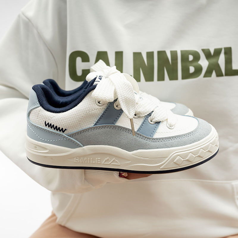 Damen Sportliche Sneakers mit innovativer Oberflächenstruktur und gepolsterter Sohle R&B