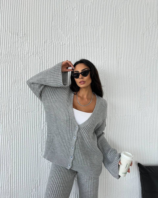 Damen Strickanzug mit Knopfdetails und weitem Schnitt R&B