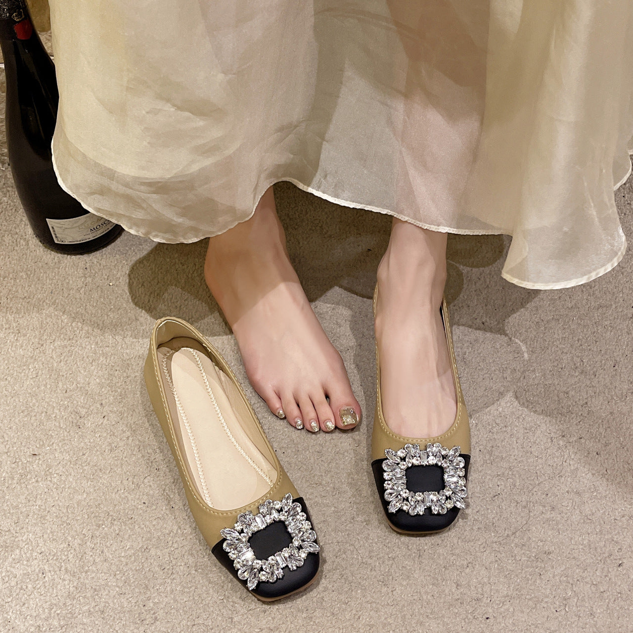 Damen Elegante Ballerinas mit funkelndem Schmuckdetail R&B