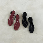 Damen Zehentrenner-Sandalen mit eleganter Riemenkonstruktion und komfortablem Fußbett R&B