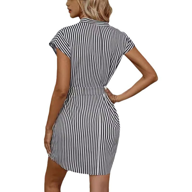 Damen Kurzärmeliges Wickelkleid mit Streifenmuster und Taillengürtel R&B