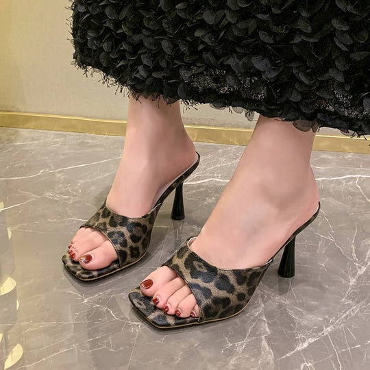 Damen elegante Mules mit Leopardenmuster R&B