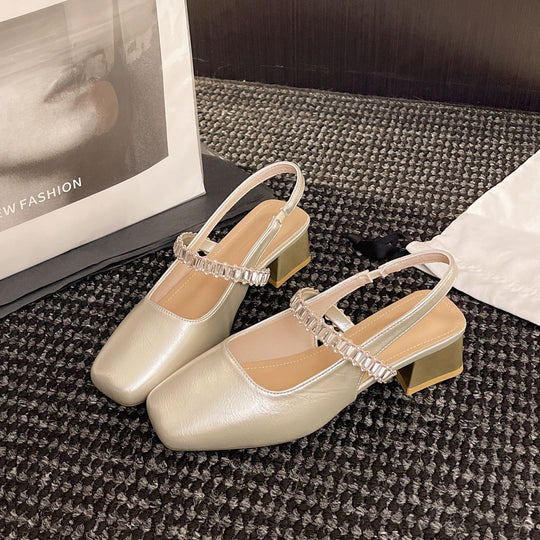 Damen Slingback-Pumps mit modischem Kettenriemen und detaillierter Blockabsatz R&B