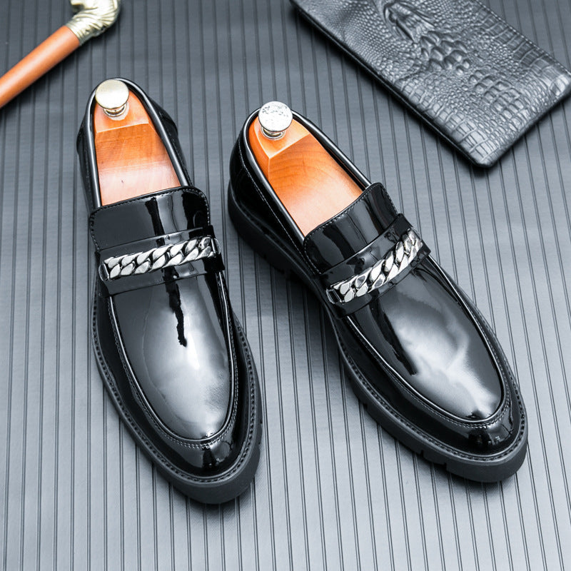 Damen Elegante und stilvolle Mokassins mit Ketten-Detail R&B