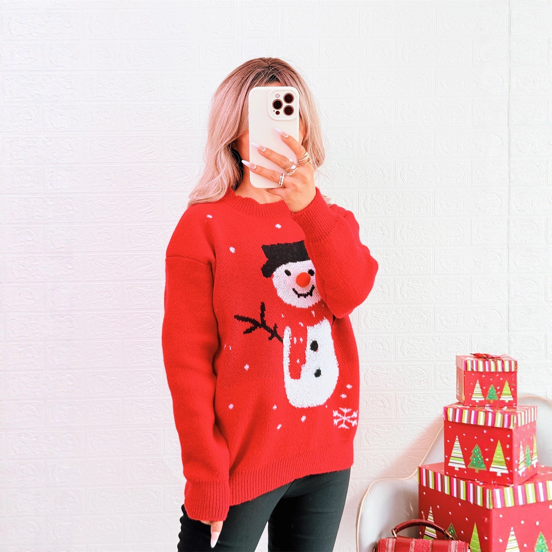 Damen Weihnachts-Pullover mit festlichem Schneemann-Motiv und gemütlichem Schnitt R&B