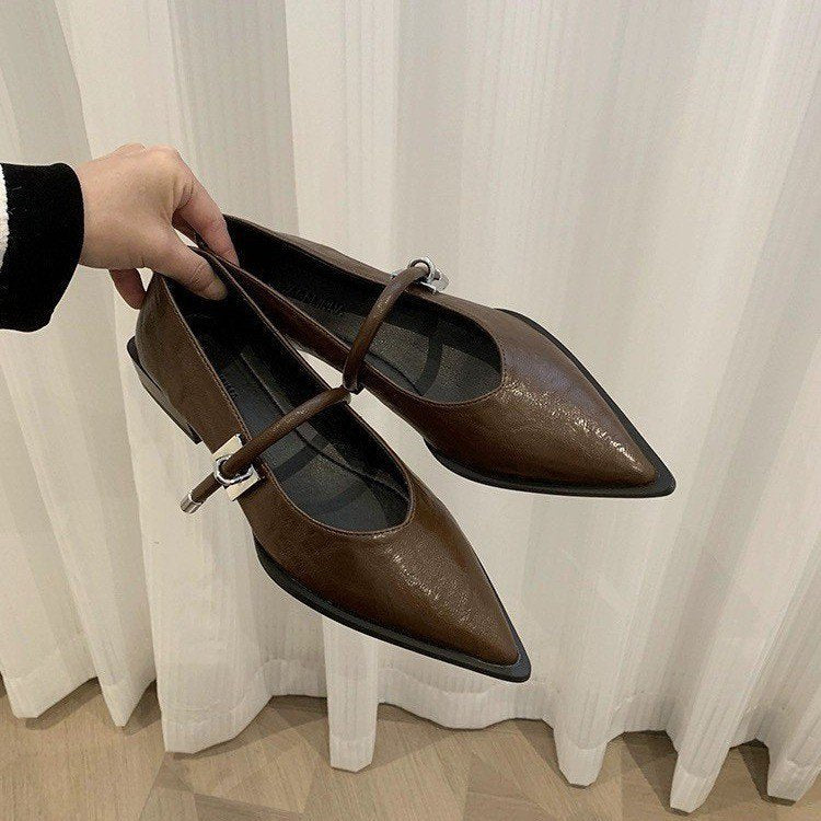 Damen elegante Ballerinas mit zeitgemäßem Riemchen und spitzem Design R&B