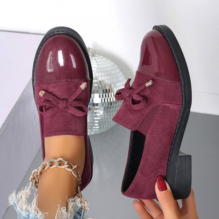 Damen elegante Mokassins mit modischem Schnürdesign und glänzendem Detail R&B
