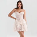Damen Spitzenkleid mit romantischem Schnitt
