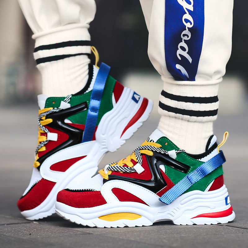 Damen sportliche Sneakers mit innovativem Design und farbenfrohen Akzenten