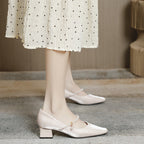 Damen schicke Pumps mit verzierten Riemen