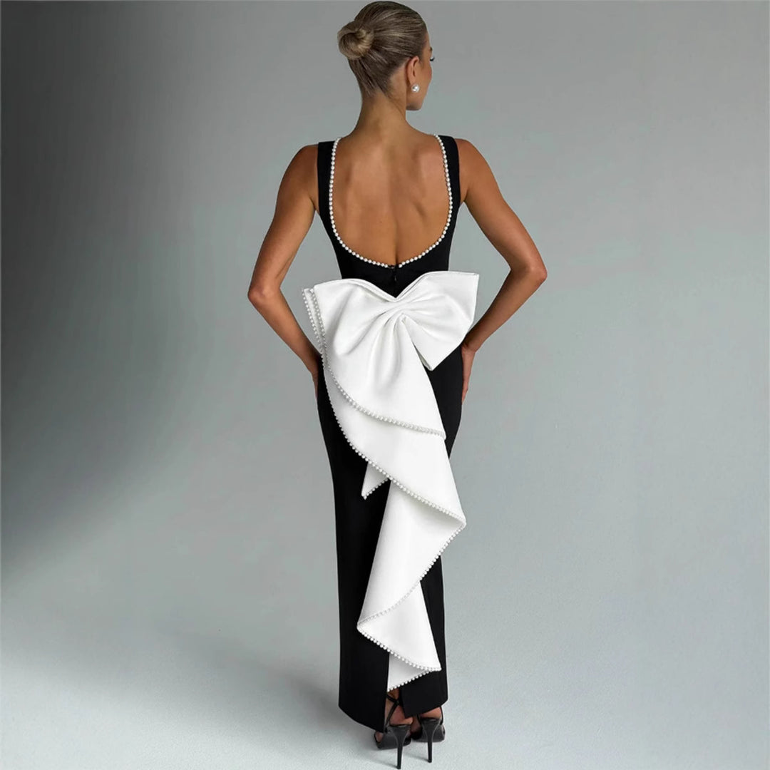 Damen Elegantes Maxikleid mit strukturierter Silhouette und stilvollem Design R&B