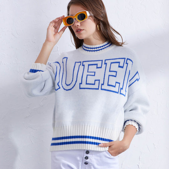 Damen sportlicher Pullover mit hohem Kragen und modischem Schriftzug R&B
