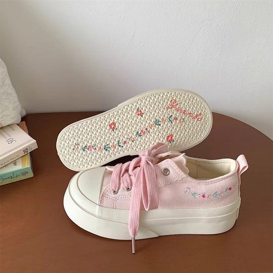 Damen Plateau-Sneaker mit floralen Applikationen und strapazierfähigem Obermaterial R&B
