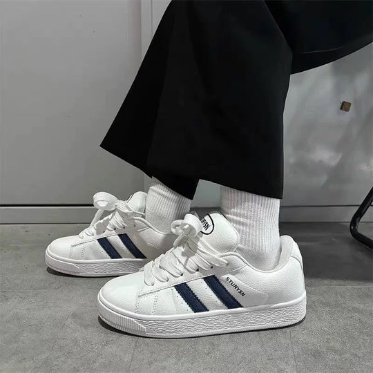 Damen Sportliche Sneaker mit klassischem Streifendesign R&B