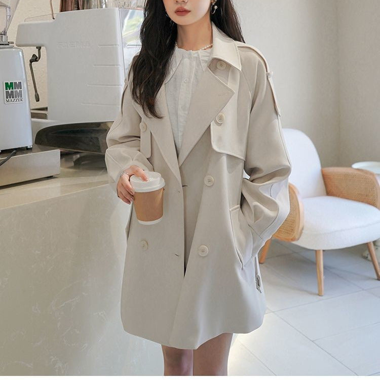 Damen Trenchcoat mit modischem Oversized-Schnitt und eleganten Details R&B